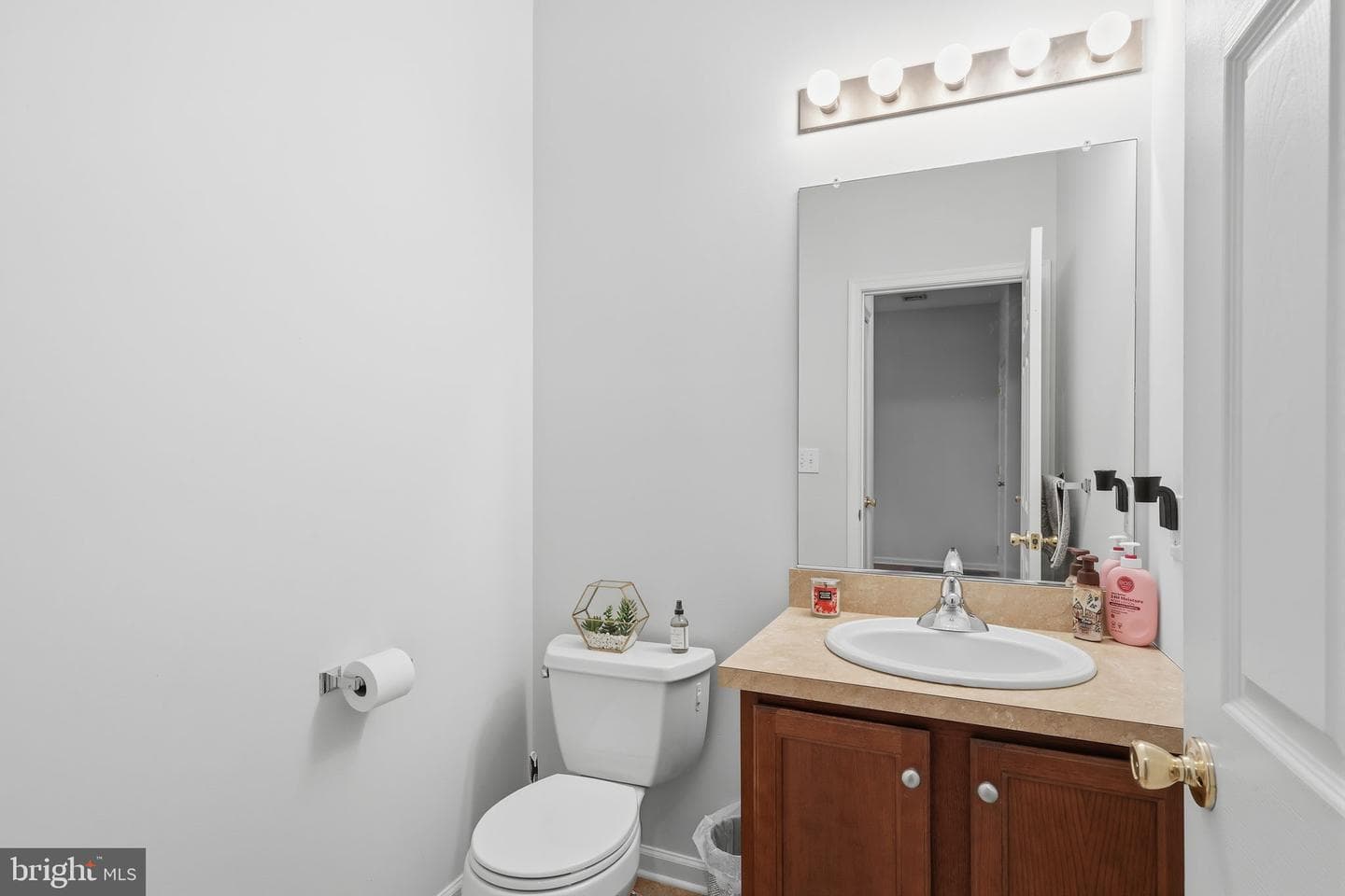 1530 Crest Park Court photo 6