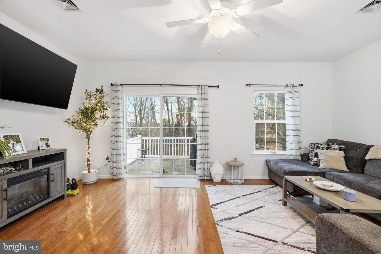 1530 Crest Park Court photo 8