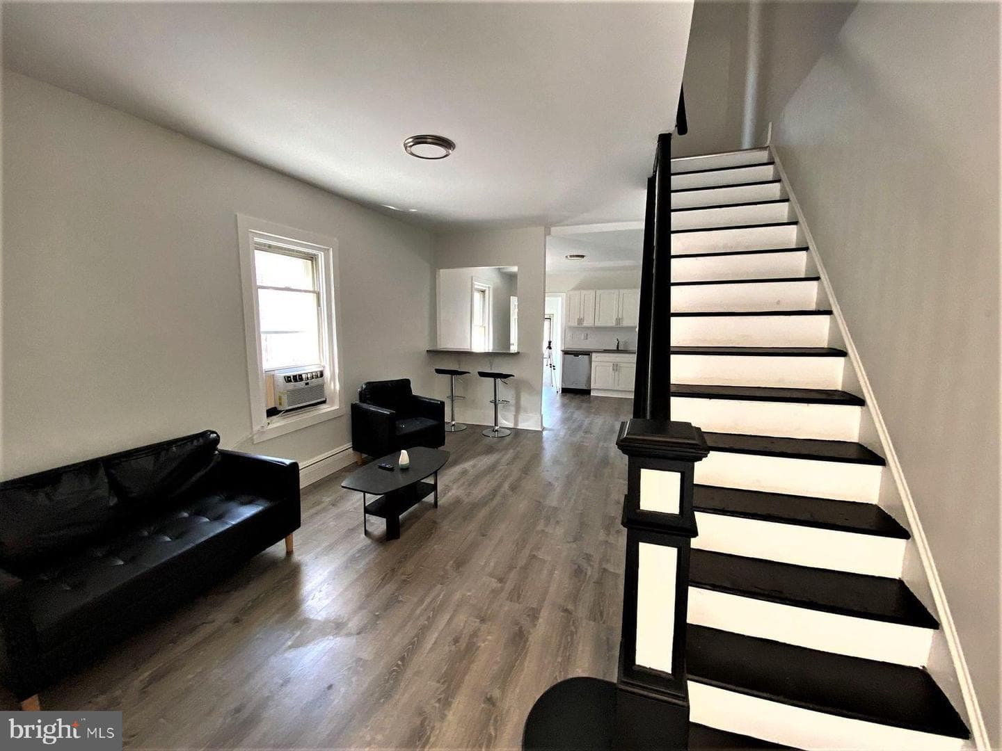 515 Thomas Street photo 13