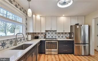 536 Carol Lane photo 15