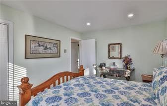 536 Carol Lane photo 29