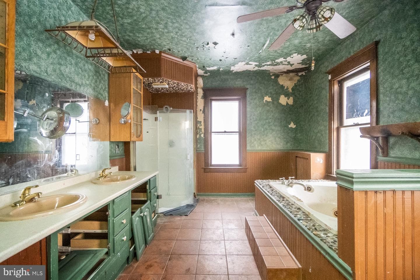 446 Williams Street photo 21