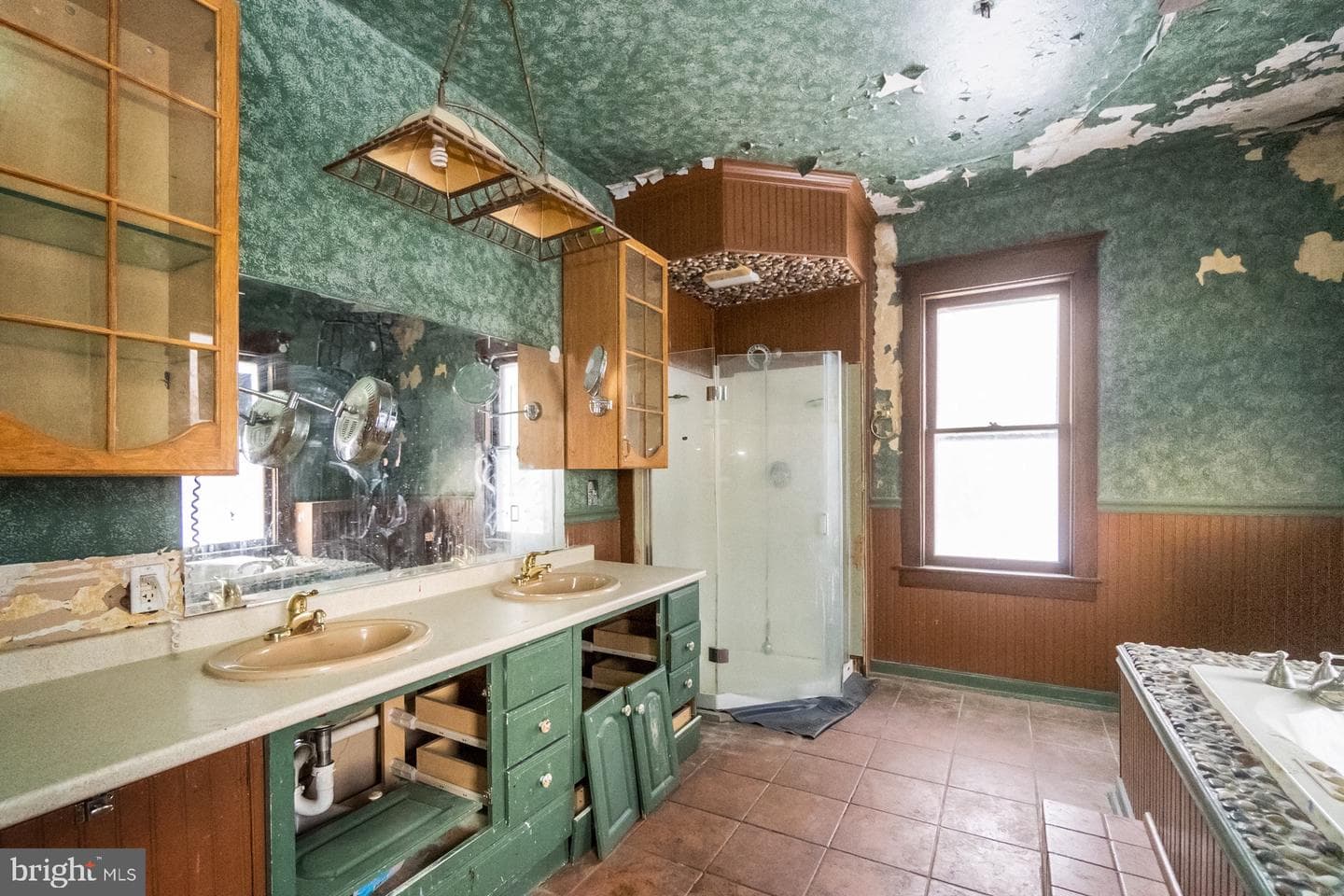 446 Williams Street photo 22
