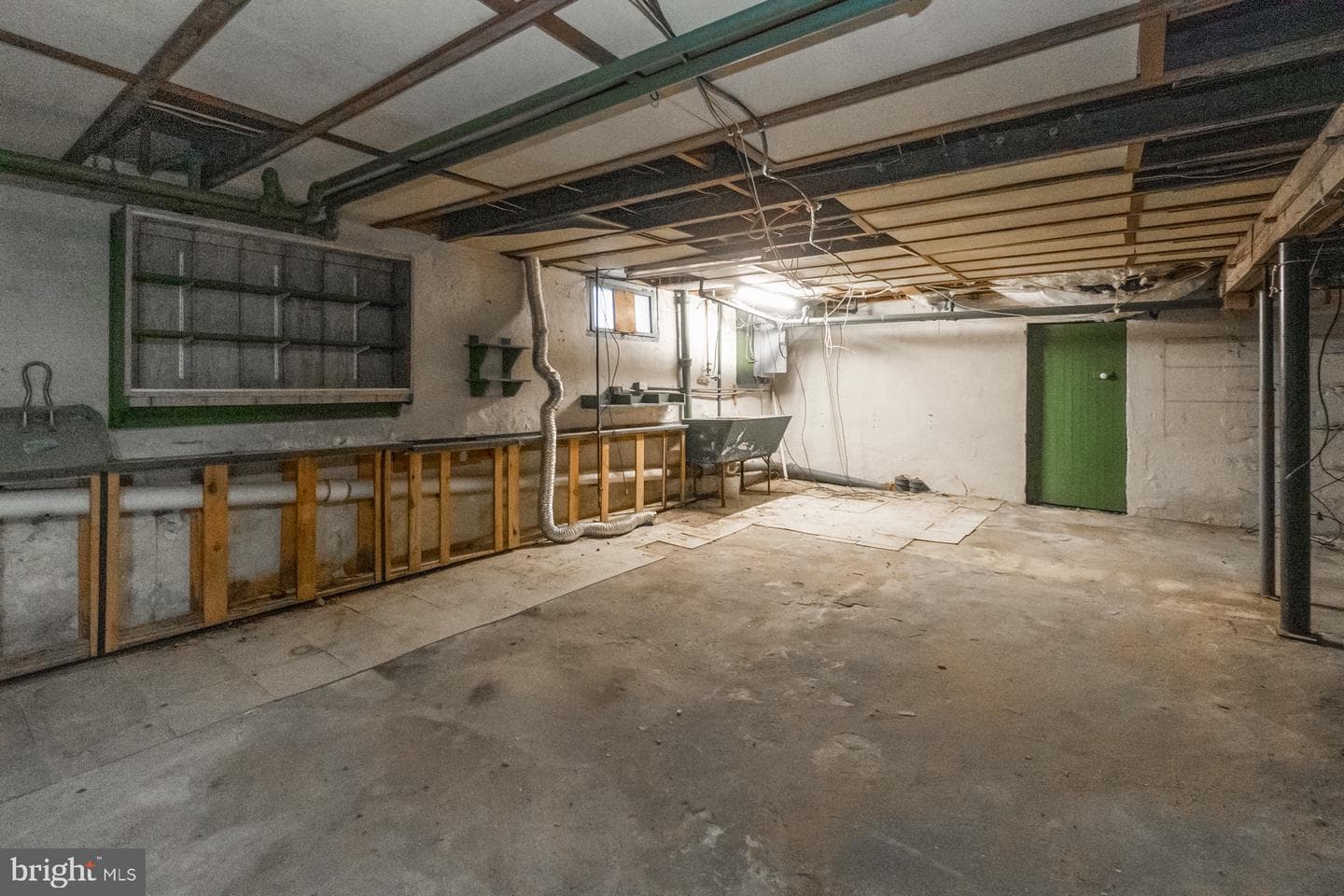 446 Williams Street photo 32