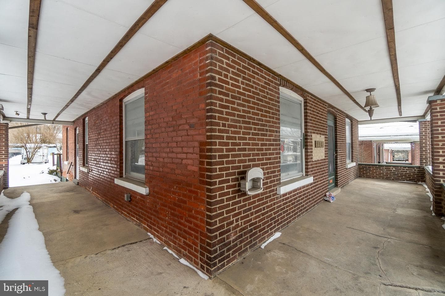 446 Williams Street photo 4