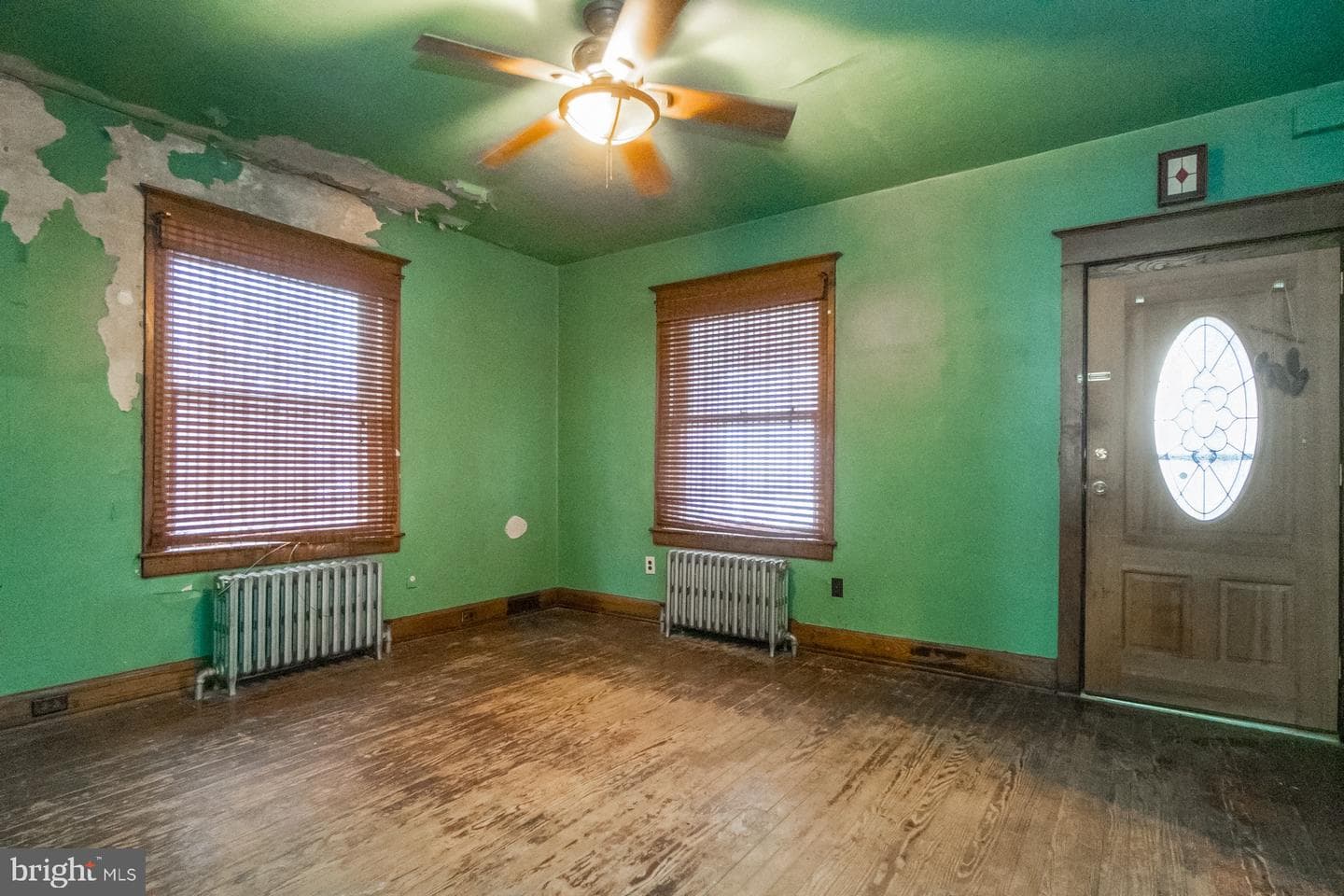 446 Williams Street photo 5