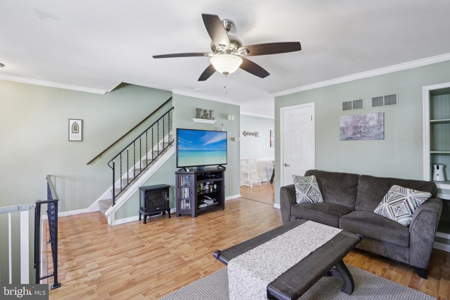 3870 Timothy Lane photo 2