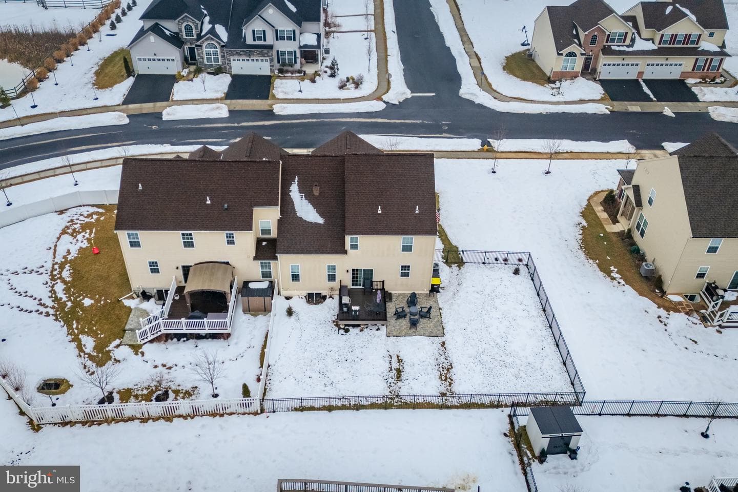 1686 Charley Lane photo 36