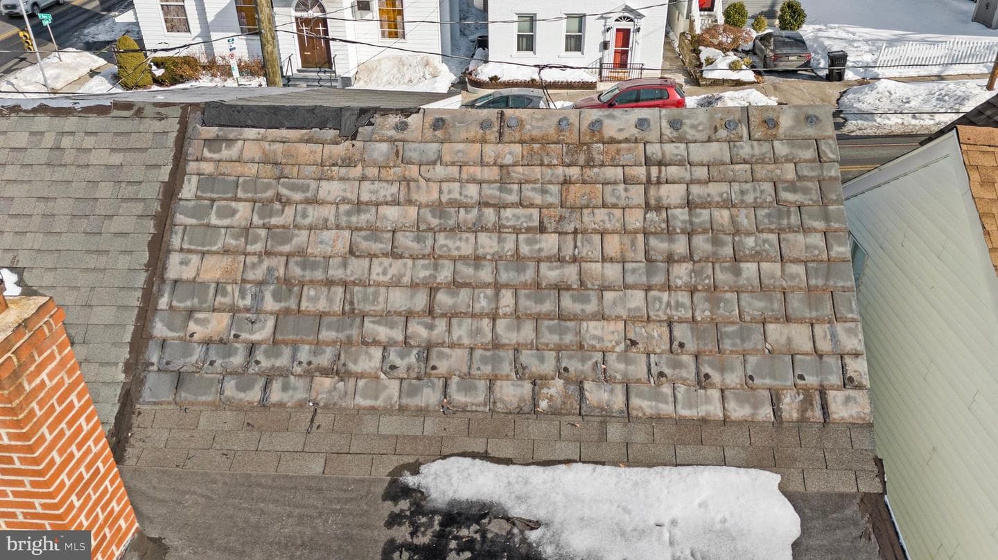 829 N New Street photo 8