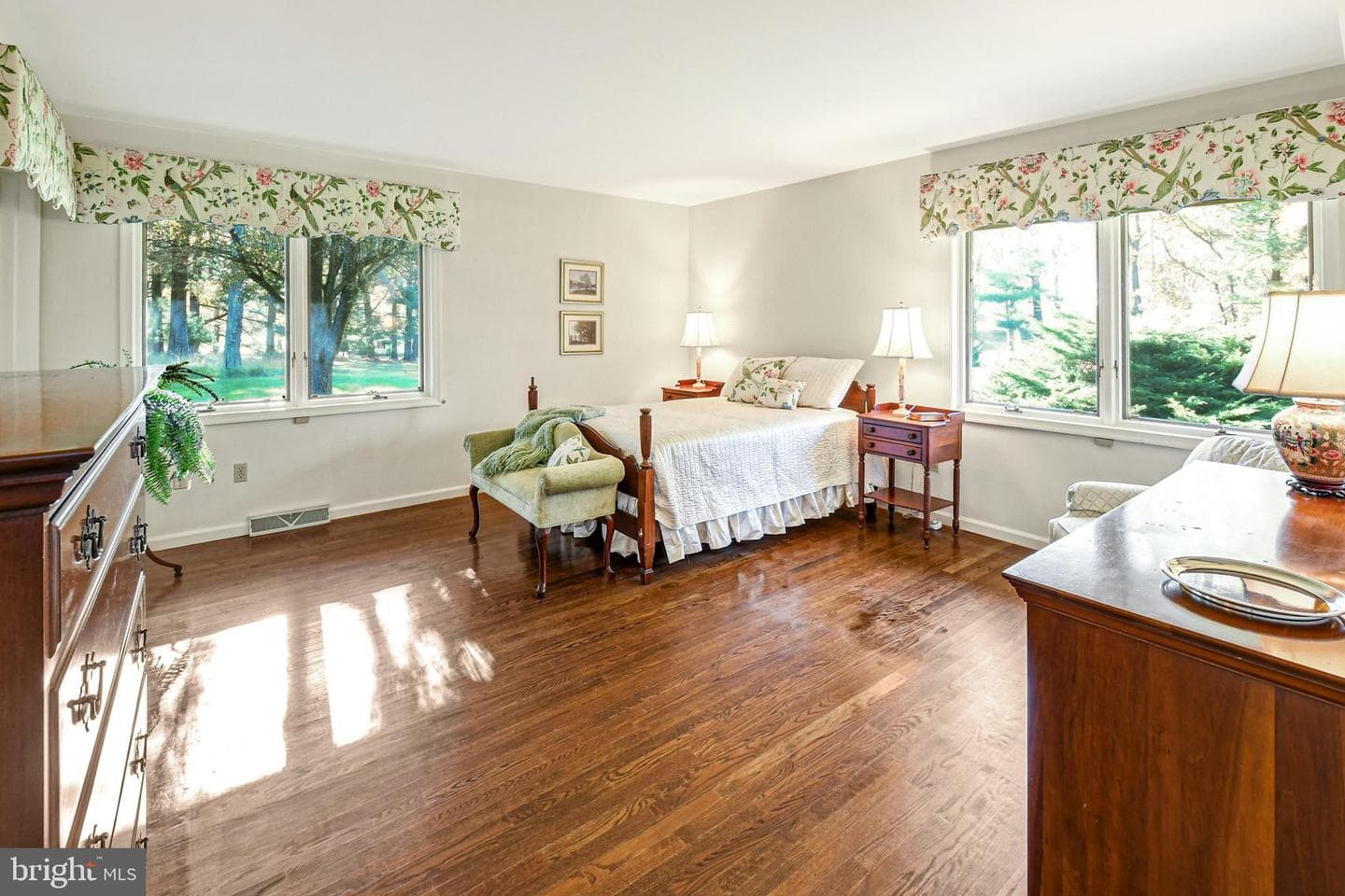 1588 Saucon Valley Road photo 17