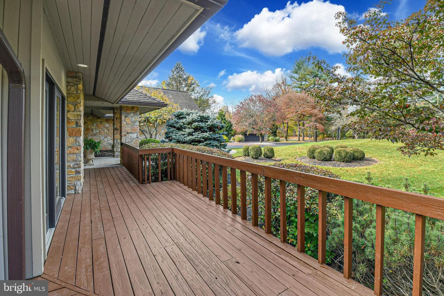 1588 Saucon Valley Road photo 25