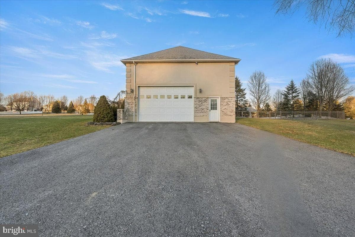 901 Meyer Road photo 51