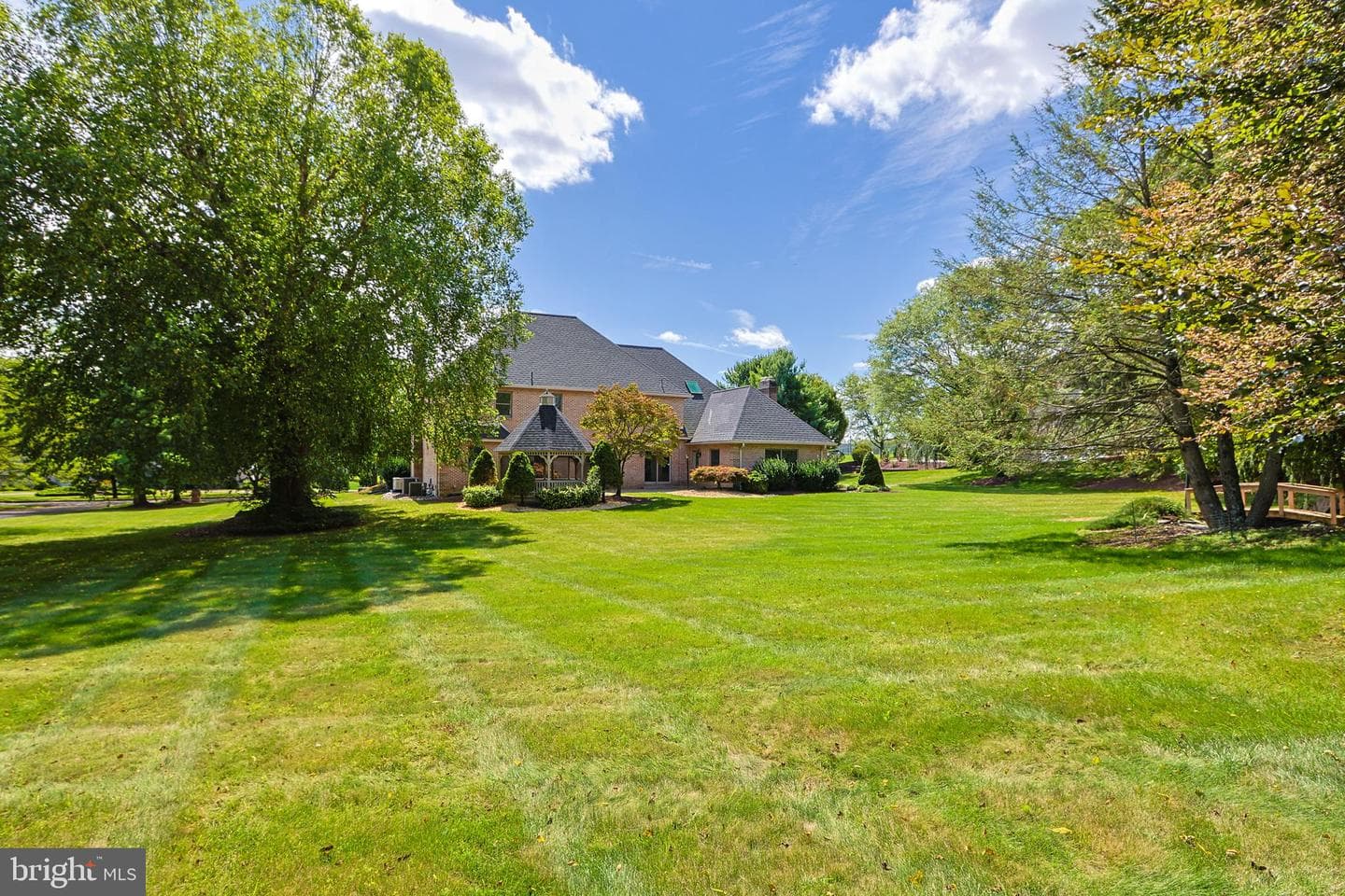 3685 Manor Road photo 4