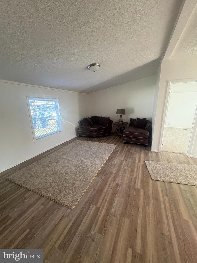 110 Greenbriar Drive N photo 17