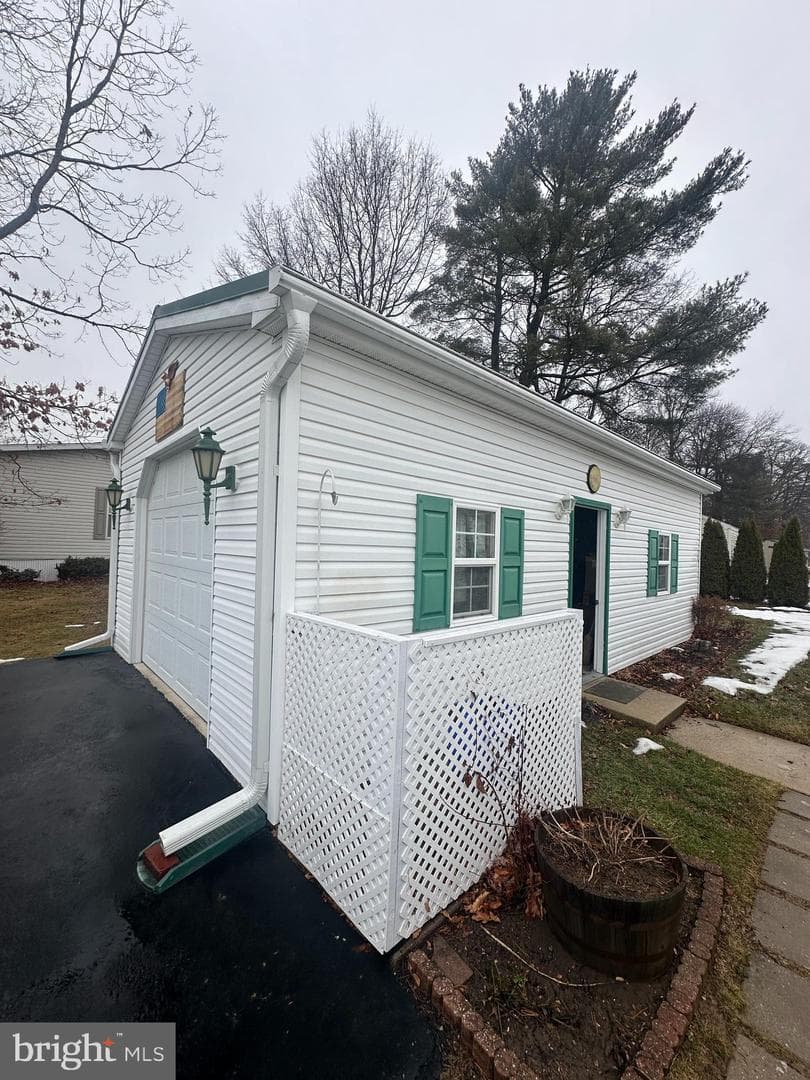 4162 Bunker Hill Ln W photo 6