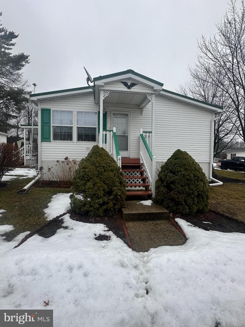 4162 Bunker Hill Ln W photo 9