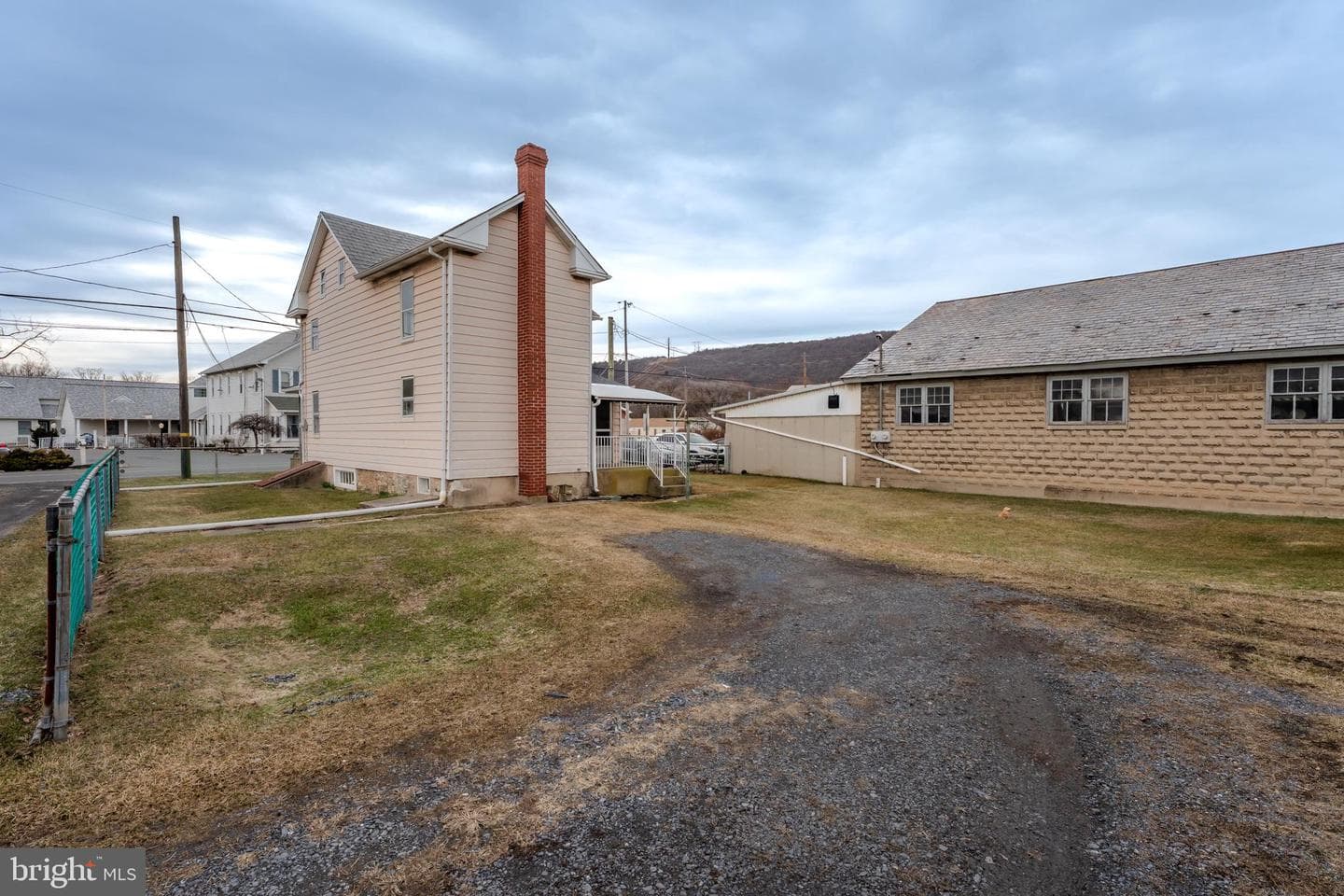 1358 Blue Mountain Drive photo 7