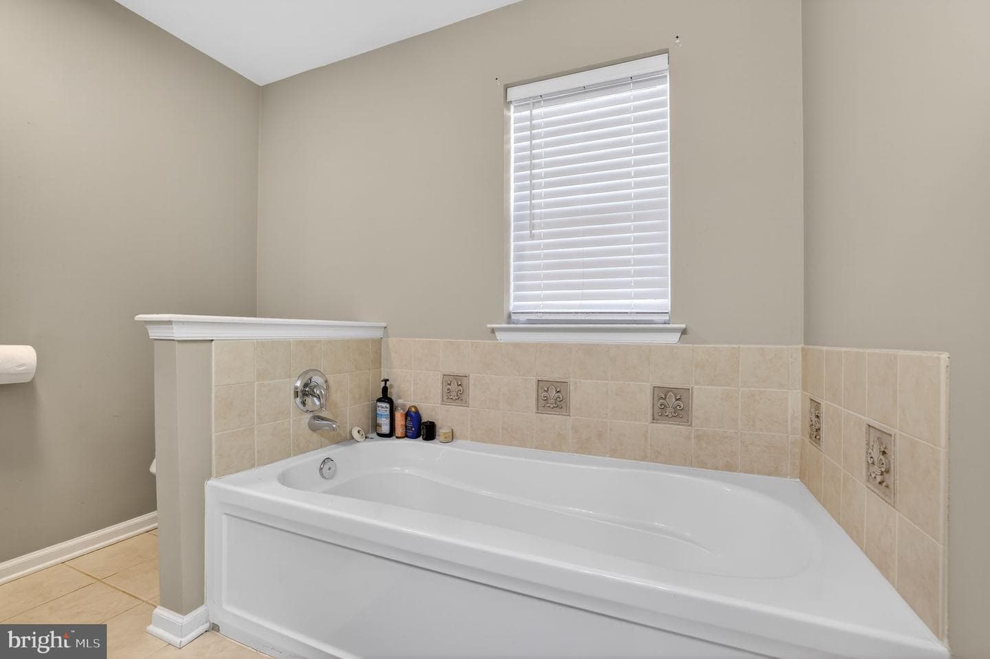 2270 Jeannette Lane photo 24
