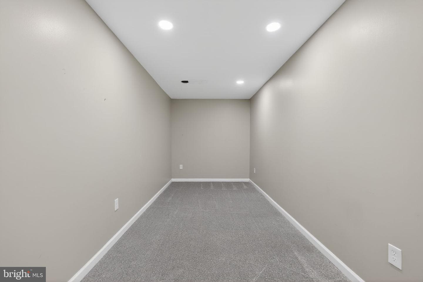 2270 Jeannette Lane photo 29