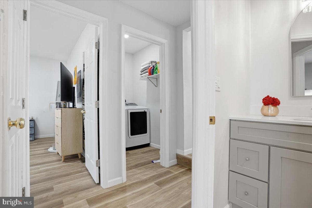 1647 4th Street photo 36