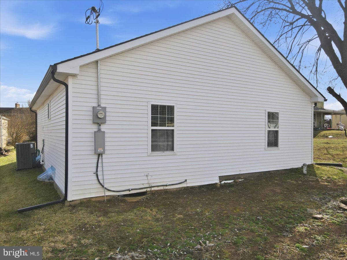 1647 4th Street photo 50