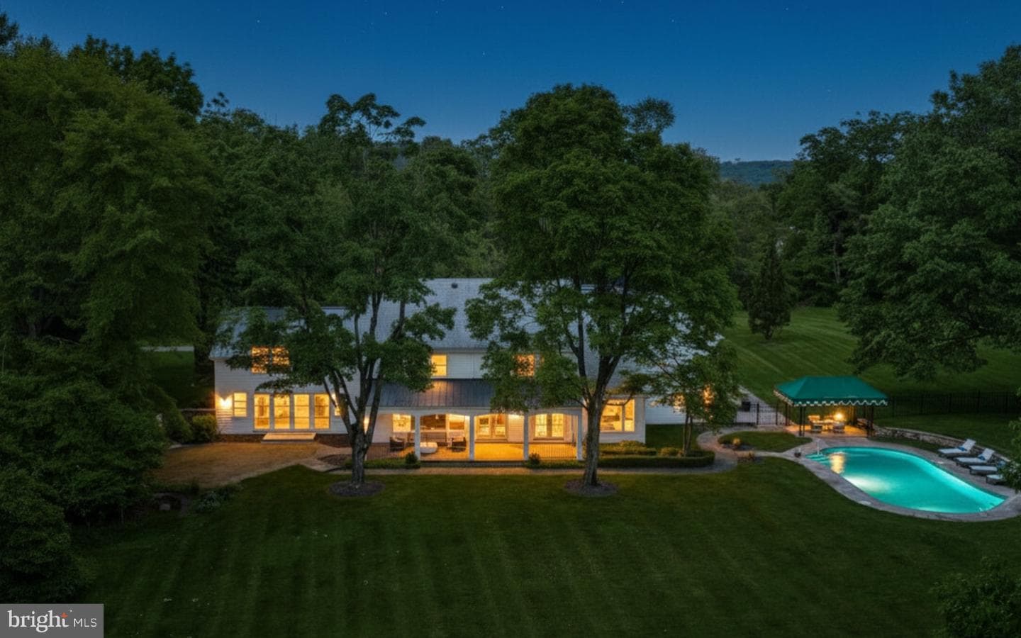 1803 Apple Tree Ln E, Bethlehem
