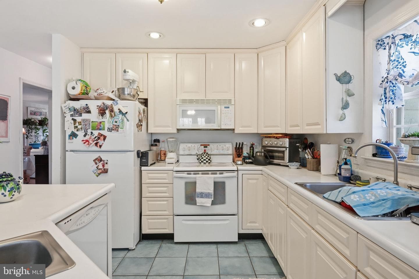 2531 Apple Street photo 18