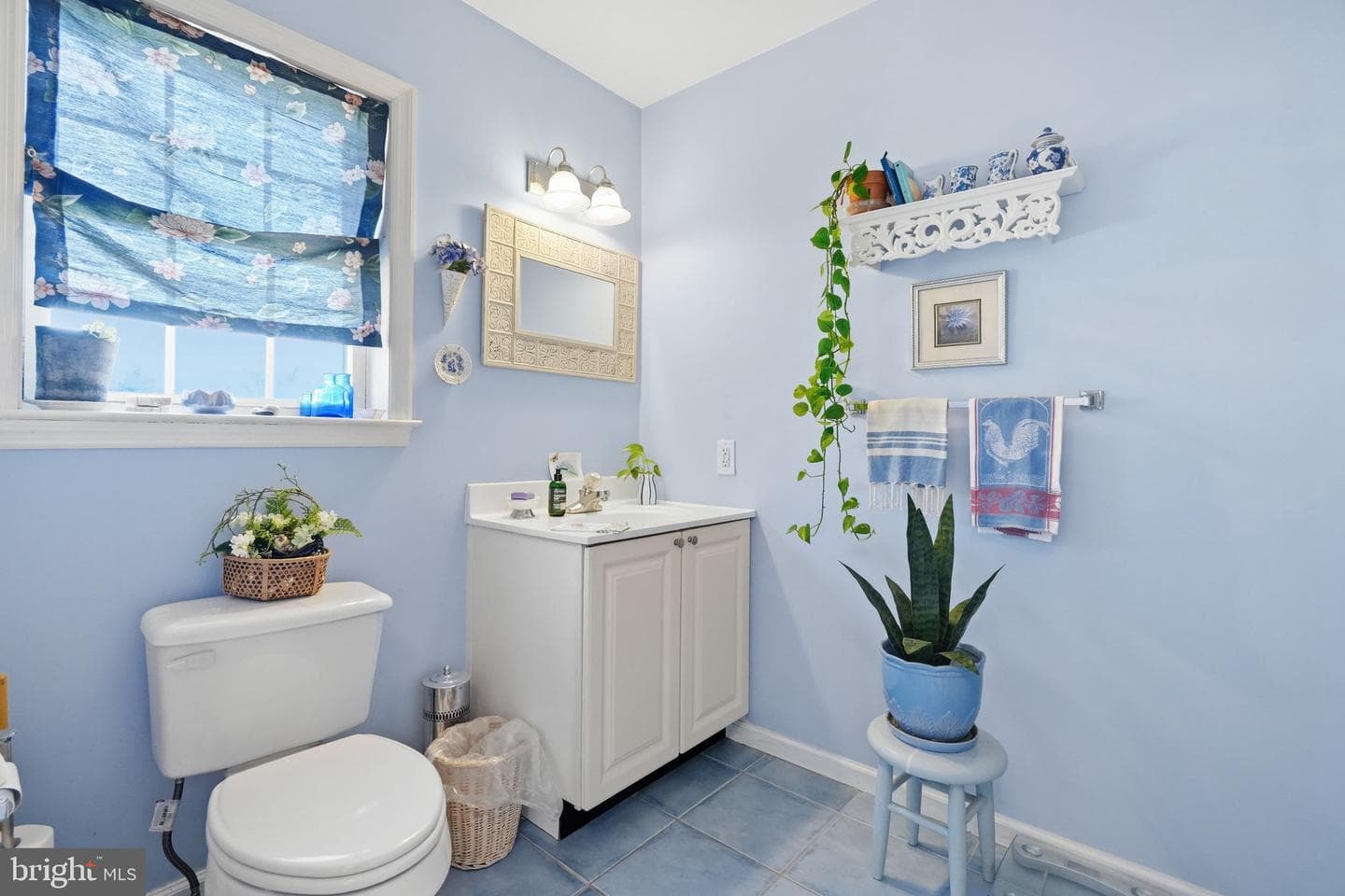 2531 Apple Street photo 24