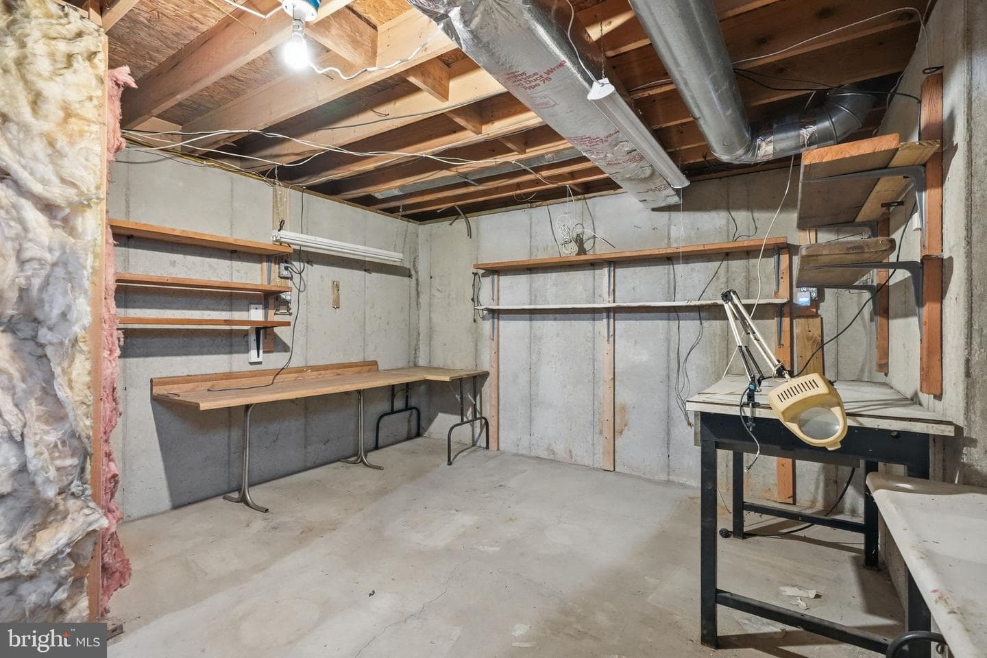 2531 Apple Street photo 42