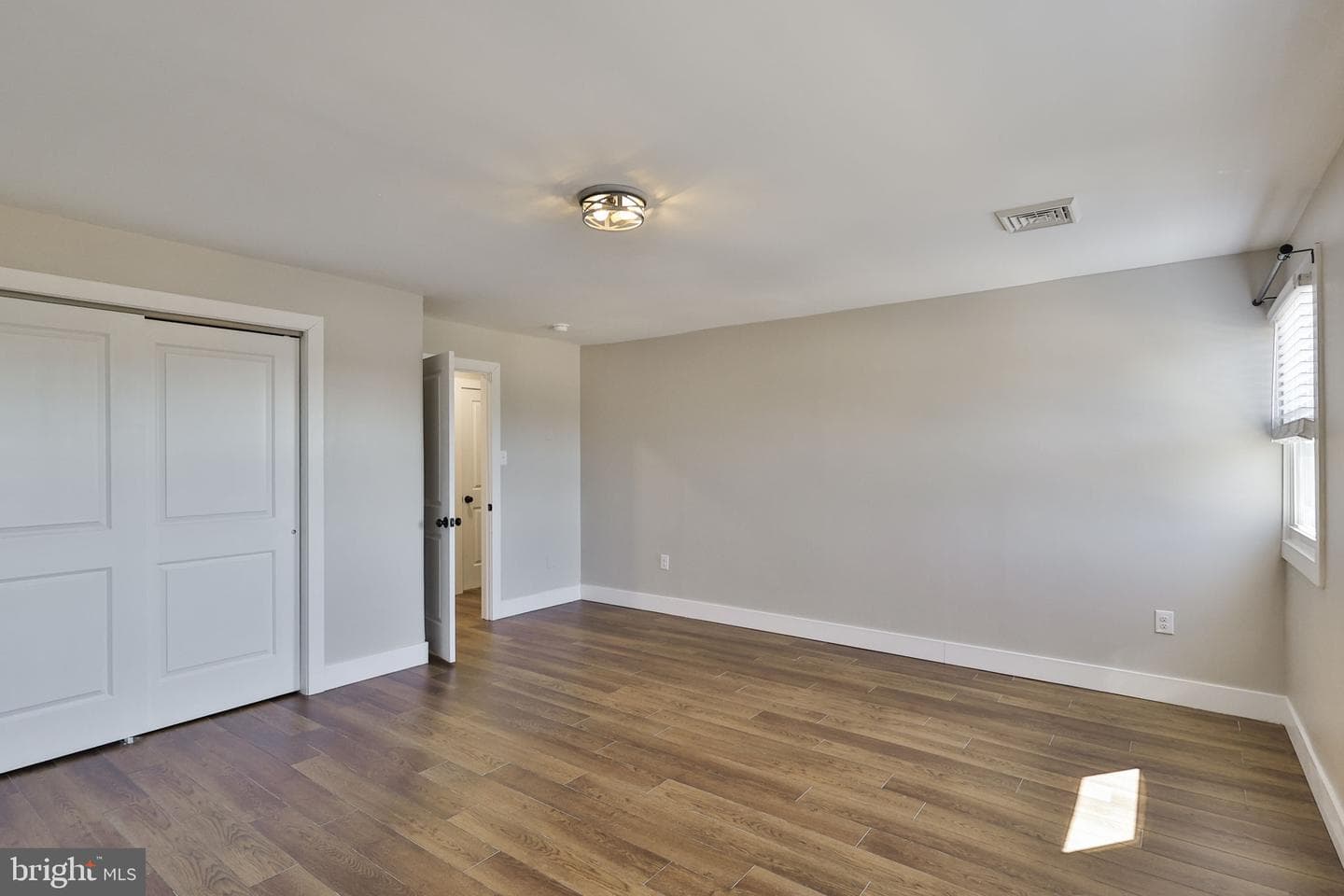 1437 Keilman Avenue photo 42
