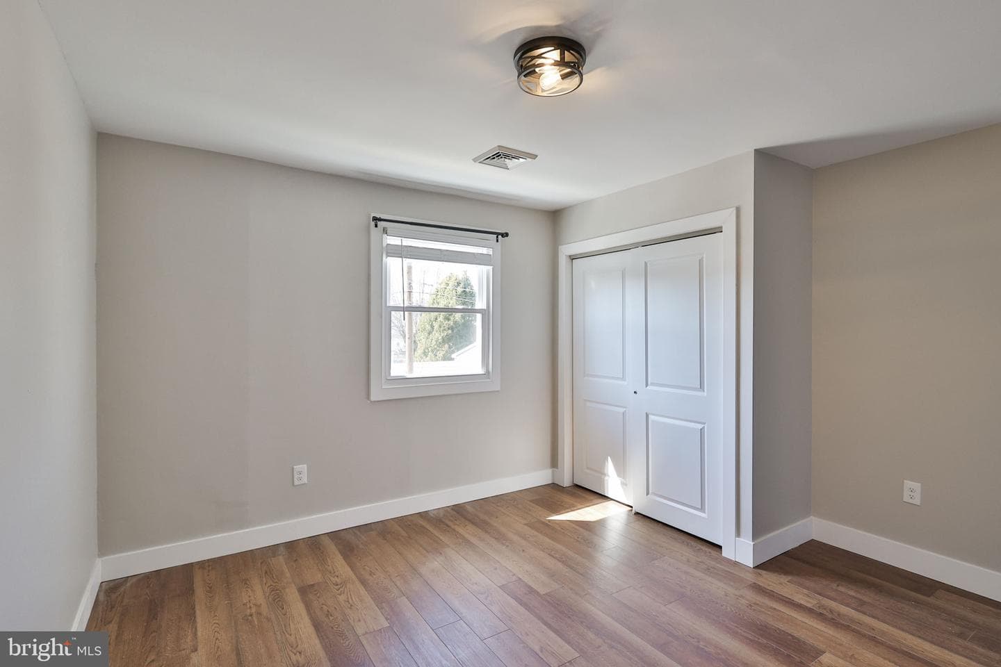 1437 Keilman Avenue photo 56