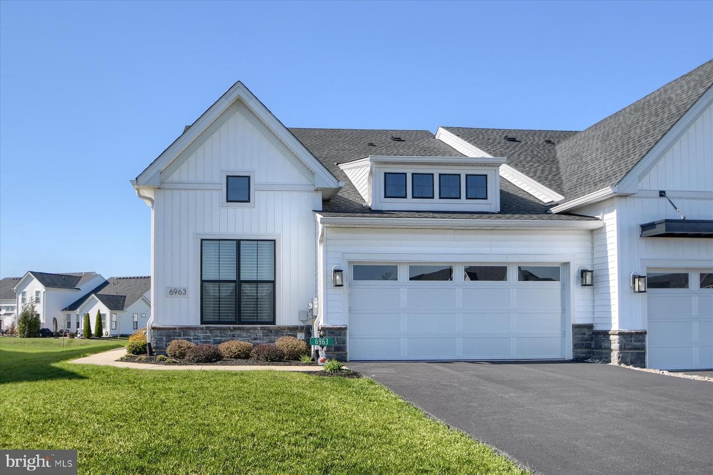 6963 Maple Drive photo 3