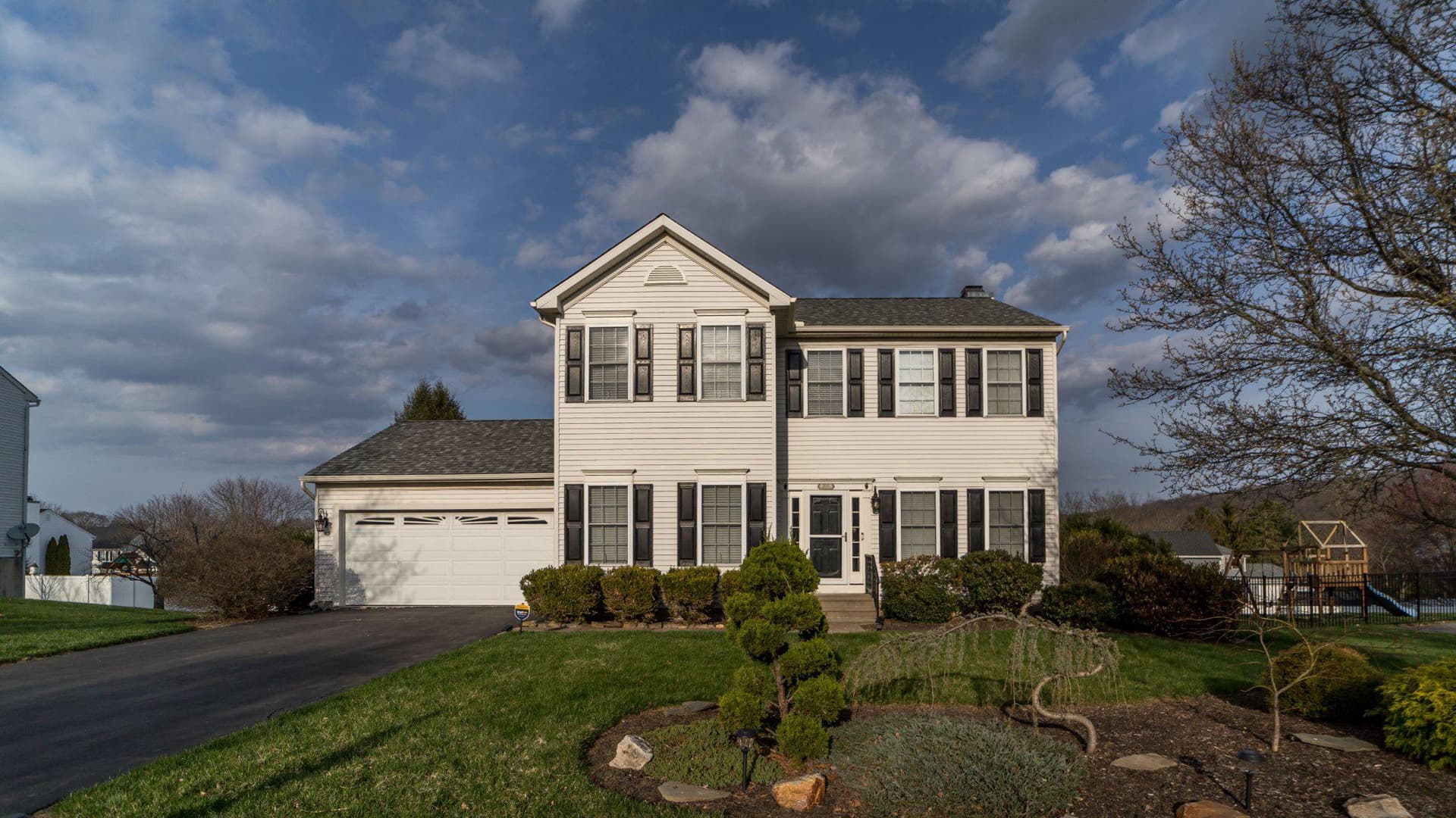 2305 Sheffield Drive photo 43