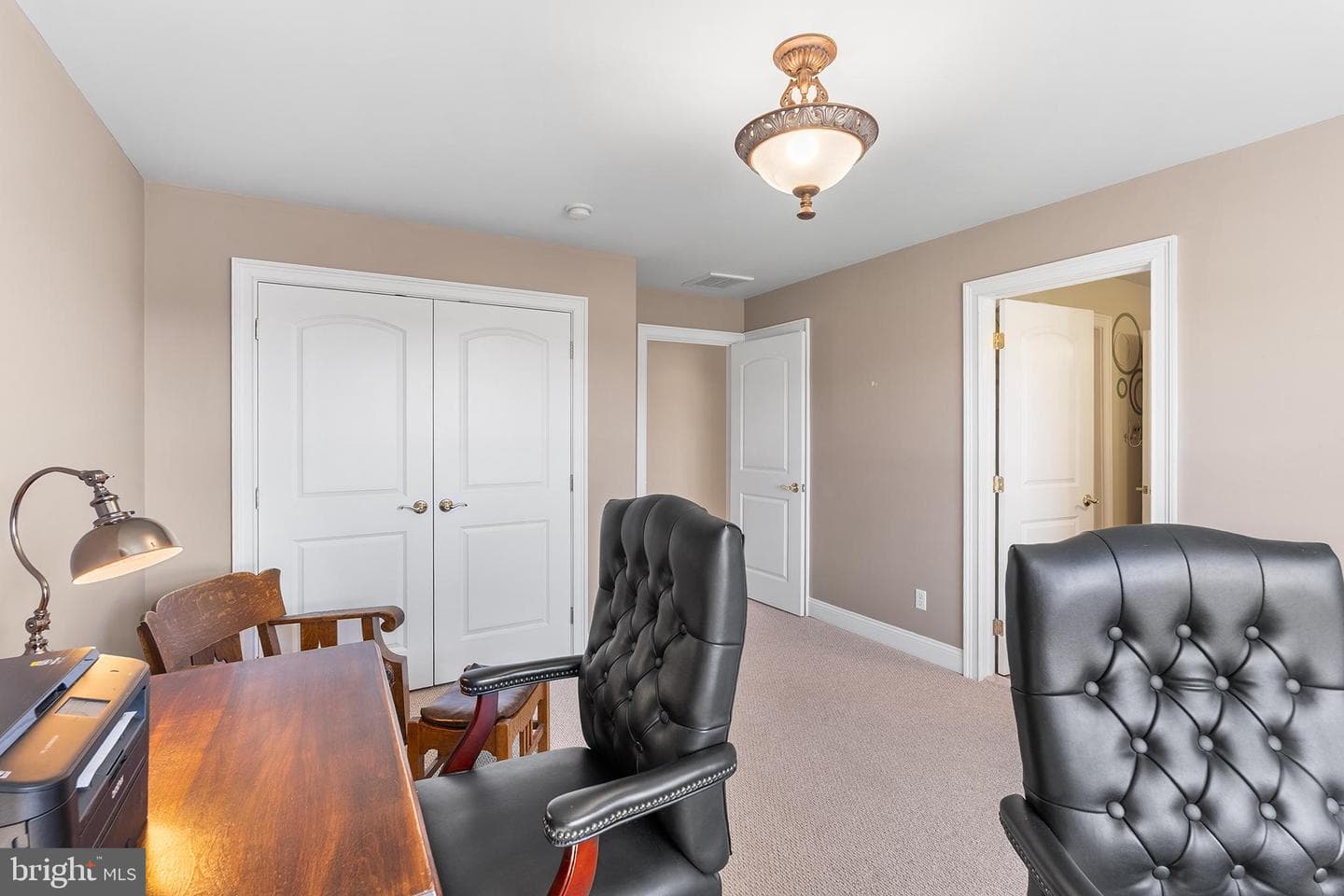 1572 Courtney Court photo 21