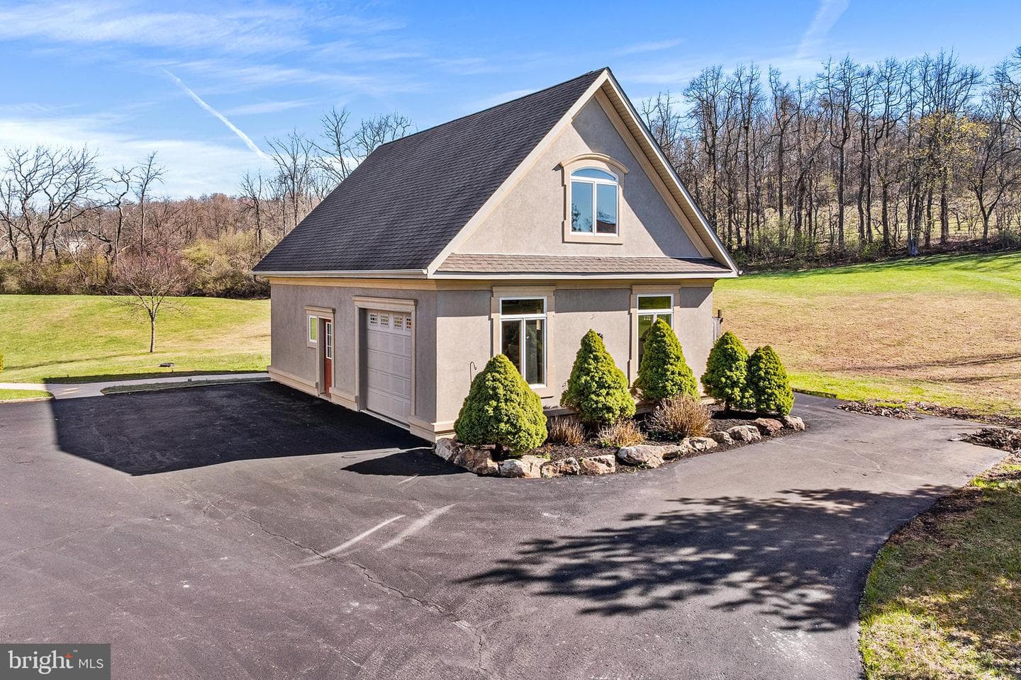 1572 Courtney Court photo 43