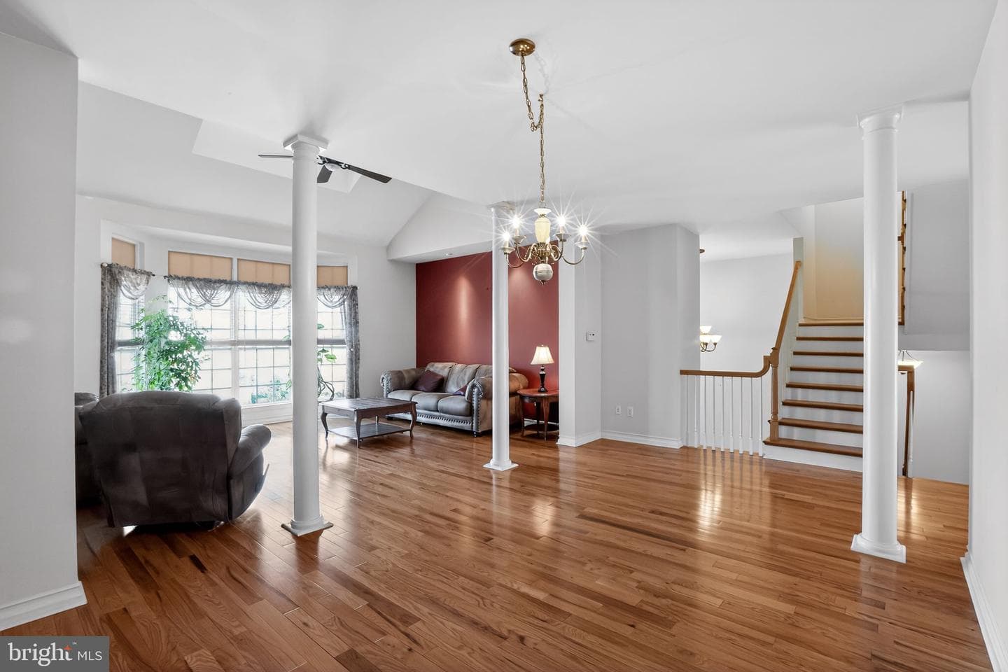 186 Oakmont Court photo 10