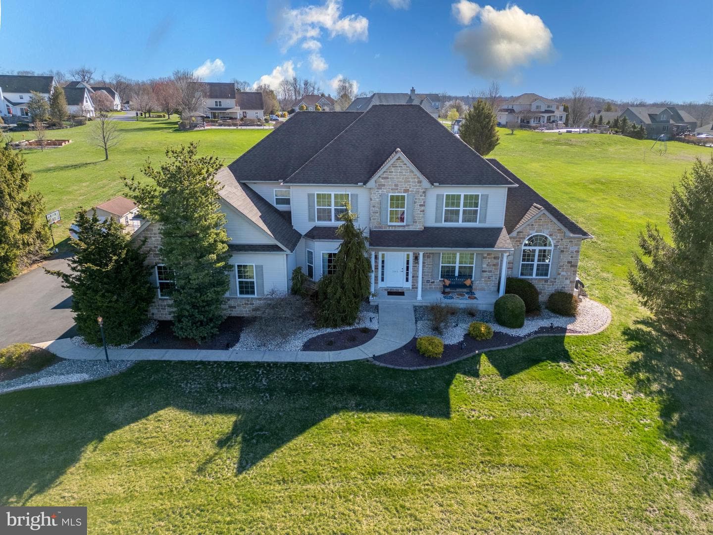 145 Fox Ridge photo 3