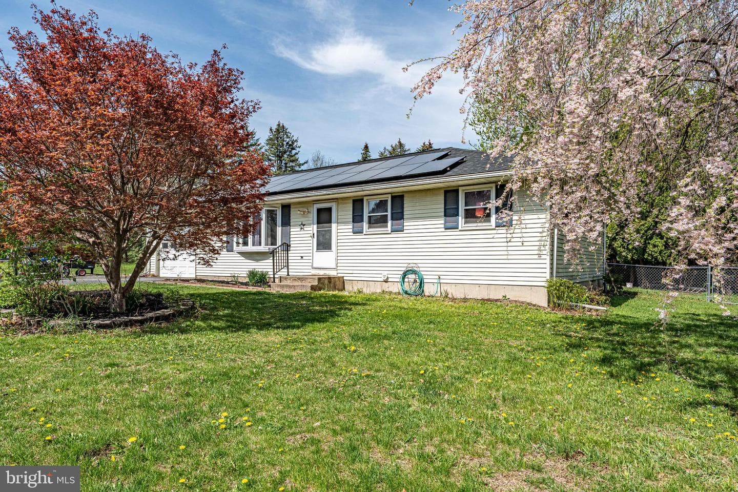 8 Babbling Brook Road photo 4
