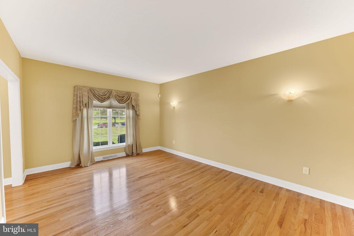 3500 Manor Road photo 21