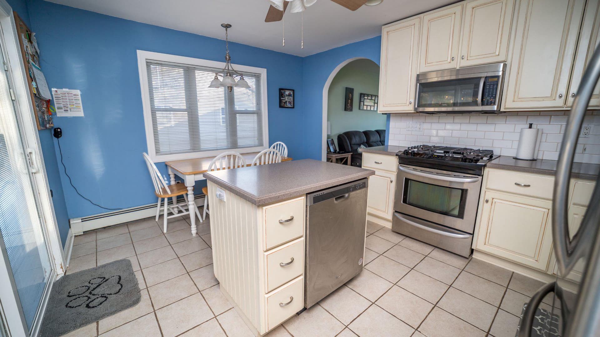 2607 Seip Avenue photo 4