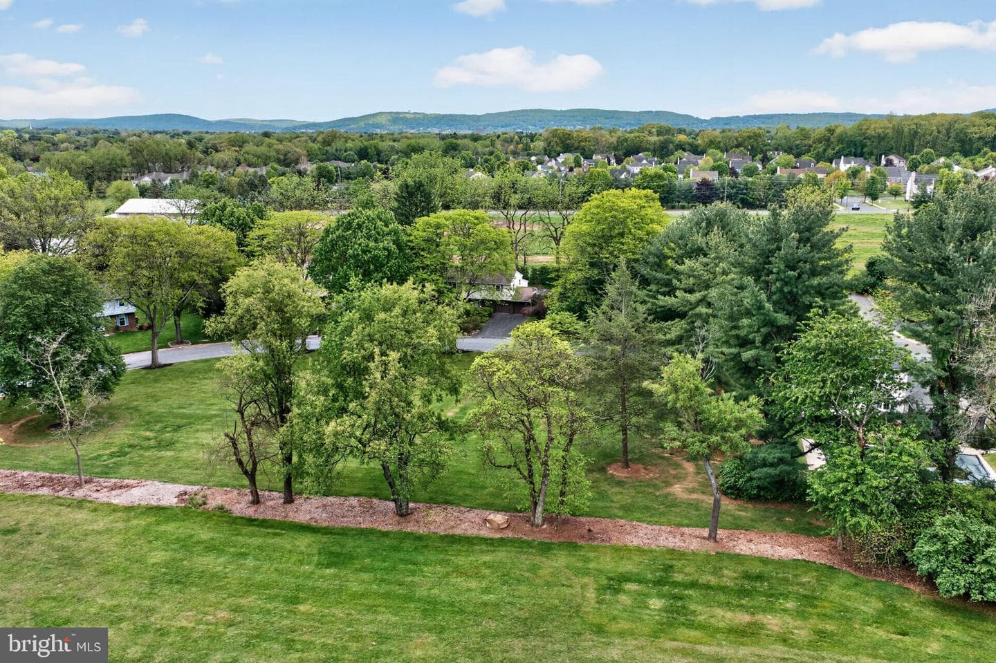 1189 Bluestone Drive photo 4