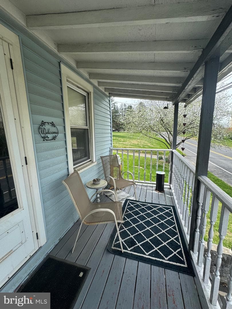 2294 Easton Road photo 5