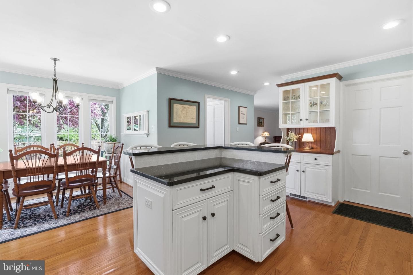 1847 Clarence Drive photo 14