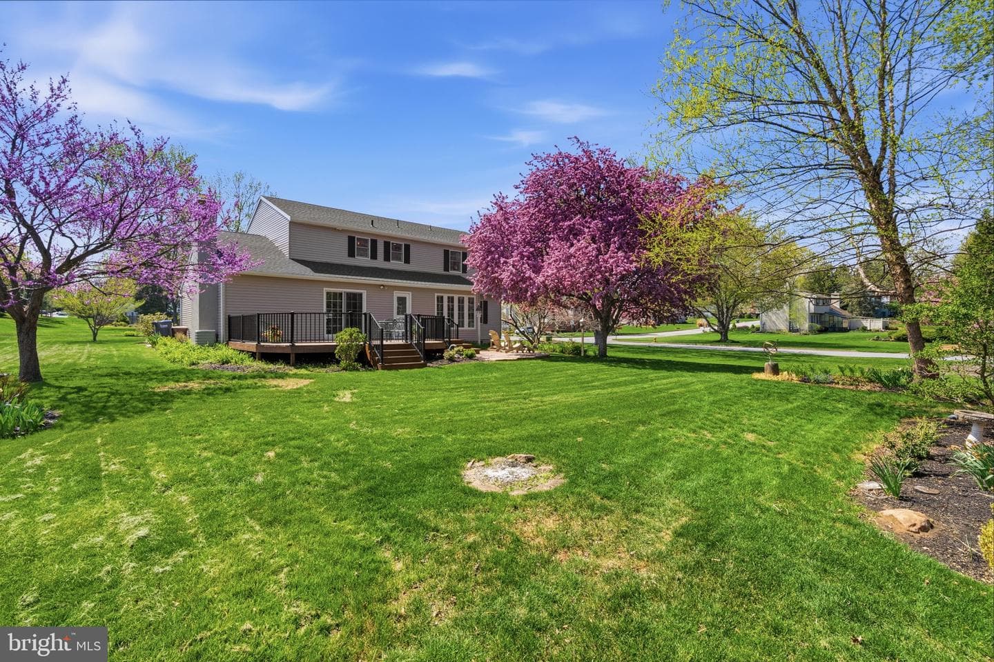 1847 Clarence Drive photo 45