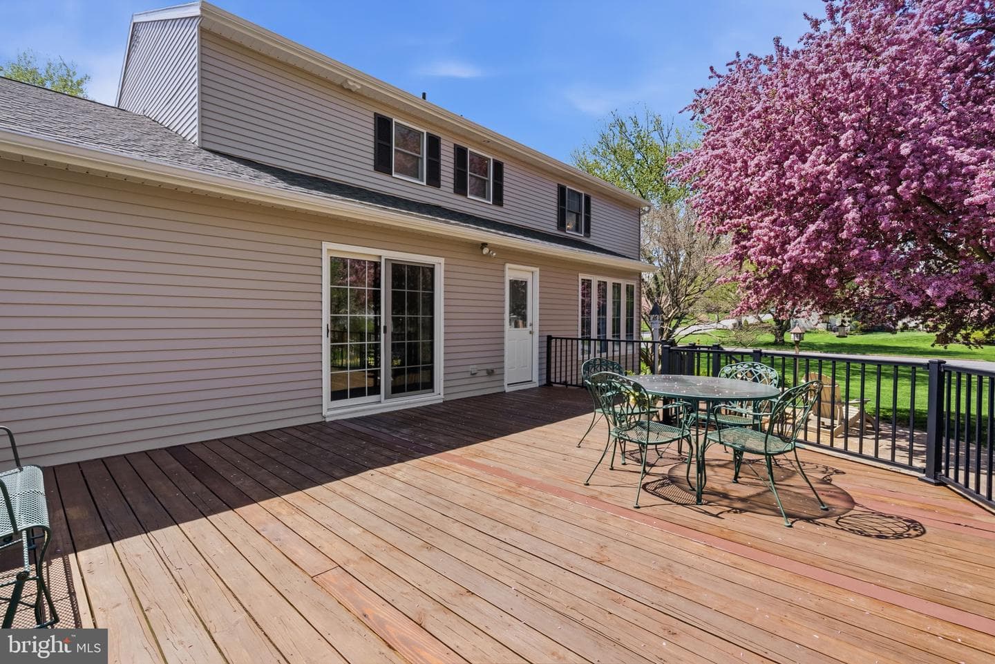 1847 Clarence Drive photo 46