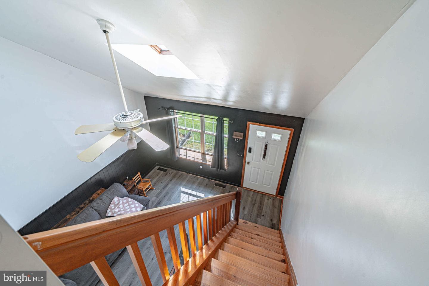 2725 Victoria Lane photo 5