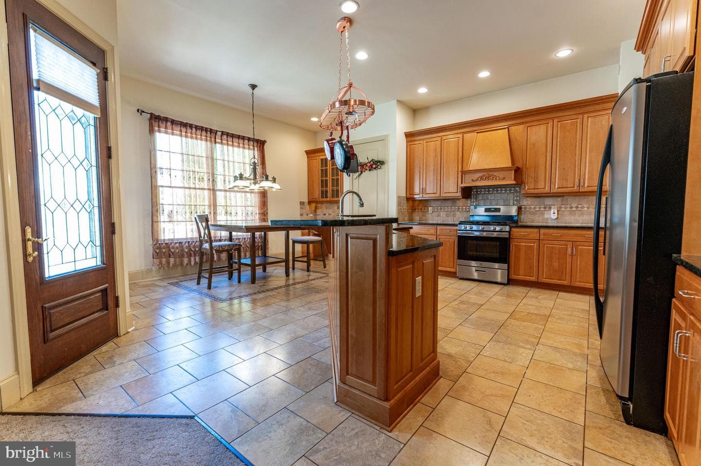 49 Crest Boulevard photo 22