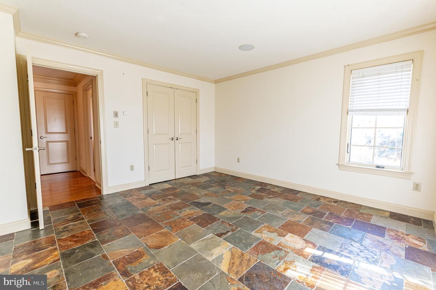 49 Crest Boulevard photo 49