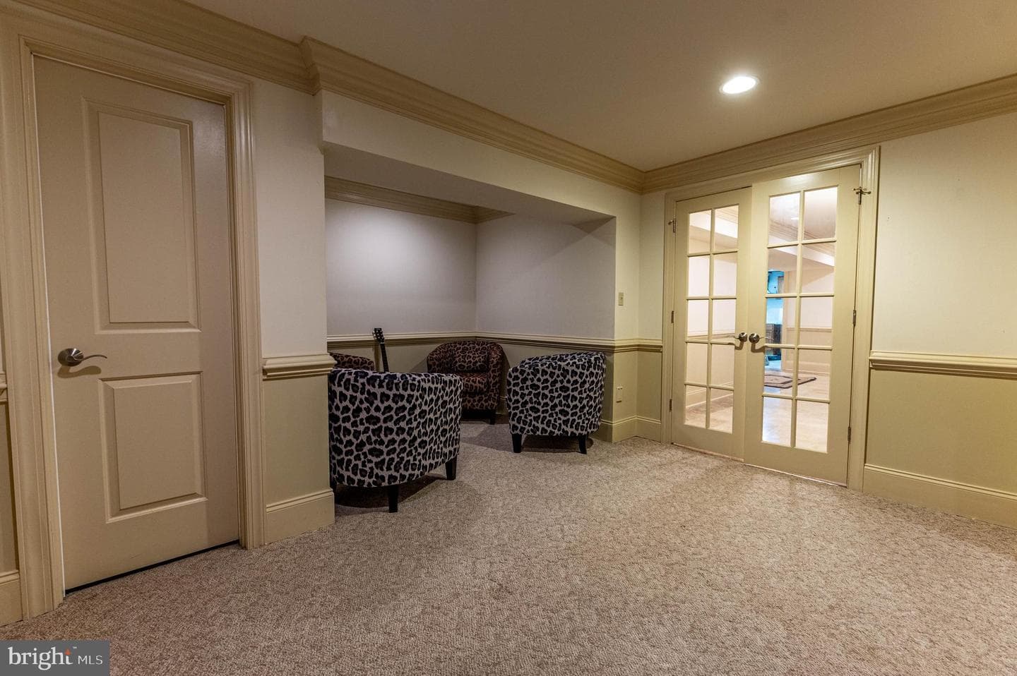 49 Crest Boulevard photo 65