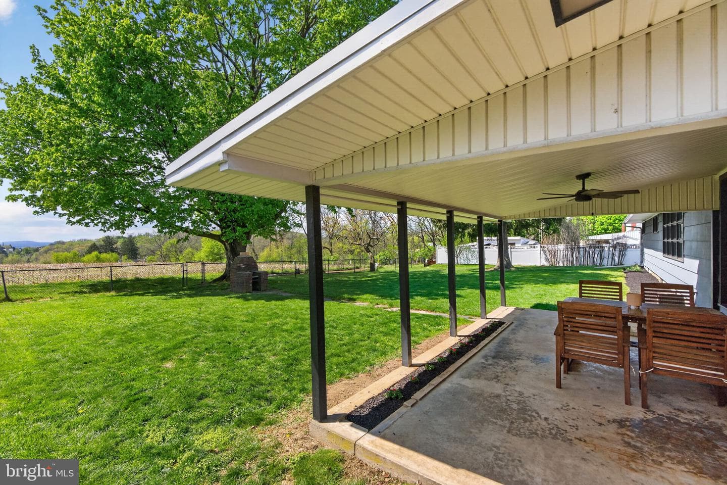 141 Siegfried Avenue photo 10